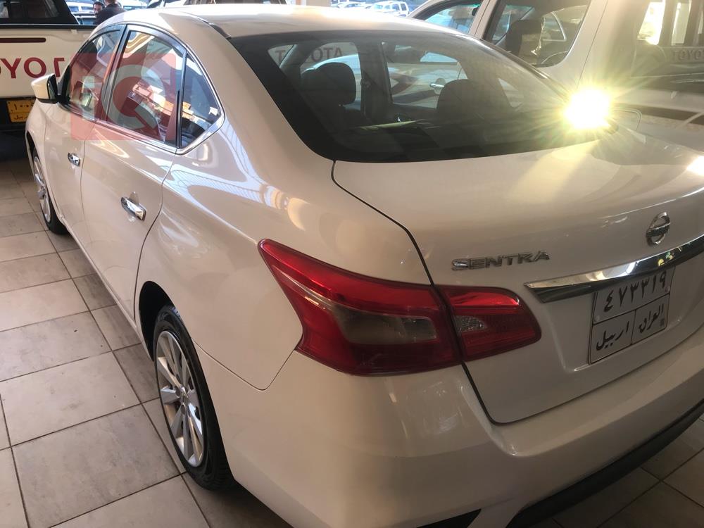 نيسان سنترا